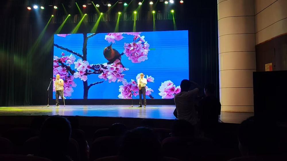 5图为节目《北国之春》.jpg